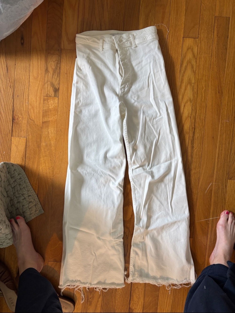 Zara White High-Waist Denim Pants